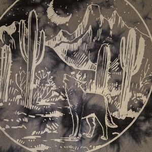 📚 Fifth Sun Black and Gray Tie-Dye Wolf howling moon in desert long sleeve Tee